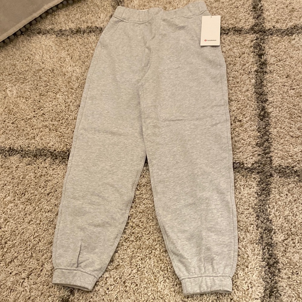 NWT lululemon sweatpants